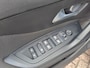 Peugeot 308 1.2 PureTech AUTOMAAT Active Pack Business | Adaptieve Cruise | Climate | Stoelverwarming | Apple Carplay/Android Auto