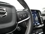 Volvo XC40 T5 Twin Engine R-Design PHEV 262pk | Trekhaak Af Fabriek | Panodak | Adaptive Cruise | 360 Camera | Harman / Kardon | Alcantara Sportstoelen Memory & Verwarmd | Apple Carplay | Stuur Verwarmd | Keyless | Blis | 19"L.M | Plug In Hybrid |