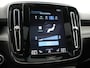 Volvo XC40 T5 Twin Engine R-Design PHEV 262pk | Trekhaak Af Fabriek | Panodak | Adaptive Cruise | 360 Camera | Harman / Kardon | Alcantara Sportstoelen Memory & Verwarmd | Apple Carplay | Stuur Verwarmd | Keyless | Blis | 19"L.M | Plug In Hybrid |