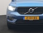 Volvo XC40 T5 Twin Engine R-Design PHEV 262pk | Trekhaak Af Fabriek | Panodak | Adaptive Cruise | 360 Camera | Harman / Kardon | Alcantara Sportstoelen Memory & Verwarmd | Apple Carplay | Stuur Verwarmd | Keyless | Blis | 19"L.M | Plug In Hybrid |