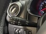 Renault Clio 90PK TCe Limited | Trekhaak | Airco | Cruise Control | Lichtmetalen Velgen | Elektrische Ramen & Spiegels | Bluetooth | Parkeersensoren | Armsteun | LED Dagrijverlichting |