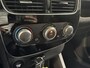 Renault Clio 90PK TCe Limited | Trekhaak | Airco | Cruise Control | Lichtmetalen Velgen | Elektrische Ramen & Spiegels | Bluetooth | Parkeersensoren | Armsteun | LED Dagrijverlichting |