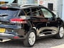 Renault Clio Estate 0.9 TCe Limited | NAP | 100% dlr onderhouden | Trekhaak | Navigatie | Airco | Cruise Control | Key-less | Parkeersensoren | Lichtmetaal |