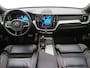 Volvo XC60 B5 250PK R-Design | Lounge Pack | 21" | Trekhaak | Park Assist Pack