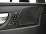 Volvo XC60 B5 250PK R-Design | Lounge Pack | 21" | Trekhaak | Park Assist Pack