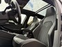 Volkswagen Golf Variant 1.5 eTSI R-Line | Pano | IQ-Light | Camera | Adaptive | CarPlay |