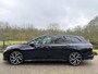Volkswagen Golf Variant 1.5 eTSI R-Line | Pano | IQ-Light | Camera | Adaptive | CarPlay |