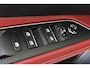 Peugeot 3008 1.6 HYbrid4 300 GT Pack Business Pano FOCAL Leder Massage Trekhaak Night Vision
