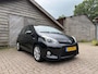 Toyota Yaris 1.5 Full Hybrid Dynamic | Climate | Cruise | Keyless | Camera | All seasons | Top auto!!