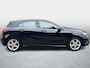 Mercedes-Benz A-klasse 180 Ambition Trekhaak / Cruise Control / Parkeer-Pakket / 17'' Lichtmetalen / Navigatie /