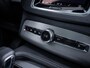 Volvo XC90 2.0 T8 Recharge AWD Ultimate Bright - R-Design l Pano l Trekhaak l HUD l Memory