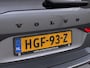 Volvo XC60 2.0 Recharge T8 AWD R-Design PLUG-IN HYBRIDE | SOH 89% | PANORAMADAK | ELEKTR. TREKHAAK | LEDER | CAMERA | HARMAN KARDON | MEMORY SEATS | 21" LMV | WINTERPAKKET STOEL + STUURVERWARMING || RIJKLAAR | 12 MND BOVAG GARANTIE |