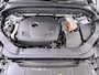 Volvo XC60 2.0 Recharge T8 AWD R-Design PLUG-IN HYBRIDE | SOH 89% | PANORAMADAK | ELEKTR. TREKHAAK | LEDER | CAMERA | HARMAN KARDON | MEMORY SEATS | 21" LMV | WINTERPAKKET STOEL + STUURVERWARMING || RIJKLAAR | 12 MND BOVAG GARANTIE |