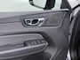 Volvo XC60 2.0 Recharge T8 AWD R-Design PLUG-IN HYBRIDE | SOH 89% | PANORAMADAK | ELEKTR. TREKHAAK | LEDER | CAMERA | HARMAN KARDON | MEMORY SEATS | 21" LMV | WINTERPAKKET STOEL + STUURVERWARMING || RIJKLAAR | 12 MND BOVAG GARANTIE |