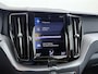 Volvo XC60 2.0 Recharge T8 AWD R-Design PLUG-IN HYBRIDE | SOH 89% | PANORAMADAK | ELEKTR. TREKHAAK | LEDER | CAMERA | HARMAN KARDON | MEMORY SEATS | 21" LMV | WINTERPAKKET STOEL + STUURVERWARMING || RIJKLAAR | 12 MND BOVAG GARANTIE |