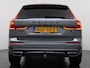 Volvo XC60 2.0 Recharge T8 AWD R-Design PLUG-IN HYBRIDE | SOH 89% | PANORAMADAK | ELEKTR. TREKHAAK | LEDER | CAMERA | HARMAN KARDON | MEMORY SEATS | 21" LMV | WINTERPAKKET STOEL + STUURVERWARMING || RIJKLAAR | 12 MND BOVAG GARANTIE |