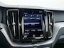 Volvo XC60 2.0 Recharge T8 AWD R-Design PLUG-IN HYBRIDE | SOH 89% | PANORAMADAK | ELEKTR. TREKHAAK | LEDER | CAMERA | HARMAN KARDON | MEMORY SEATS | 21" LMV | WINTERPAKKET STOEL + STUURVERWARMING || RIJKLAAR | 12 MND BOVAG GARANTIE |