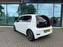 Volkswagen Up! 1.0 R-Line - Winterpakket - Navi - Airco - Black Pack