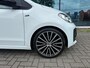 Volkswagen Up! 1.0 R-Line - Winterpakket - Navi - Airco - Black Pack