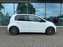 Volkswagen Up! 1.0 R-Line - Winterpakket - Navi - Airco - Black Pack