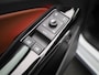 Volkswagen ID.4 Pro 77 kWh 204 PK| Dealeronderhouden | Trekhaak | Panoramadak | Voorstoelen Elektrisch Met Geheugen | Achterklep Elektrisch | 21 Inch Velgen | LED Matrix | Stoelverwarming