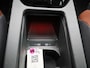 Volkswagen ID.4 Pro 77 kWh 204 PK| Dealeronderhouden | Trekhaak | Panoramadak | Voorstoelen Elektrisch Met Geheugen | Achterklep Elektrisch | 21 Inch Velgen | LED Matrix | Stoelverwarming