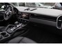 Porsche Cayenne Coupé 3.0 E-Hybrid / Trekhaak / Panoramadak / 360Camera / Head-up / Burmester / Softclose / Keyless / 21'' / Luchtvering / Nachtzicht / Carbon intr. / Sportdesign+Chrono / Stoelventilatie+Verwarming / Dodehoek