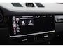 Porsche Cayenne Coupé 3.0 E-Hybrid / Trekhaak / Panoramadak / 360Camera / Head-up / Burmester / Softclose / Keyless / 21'' / Luchtvering / Nachtzicht / Carbon intr. / Sportdesign+Chrono / Stoelventilatie+Verwarming / Dodehoek