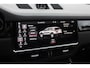 Porsche Cayenne Coupé 3.0 E-Hybrid / Trekhaak / Panoramadak / 360Camera / Head-up / Burmester / Softclose / Keyless / 21'' / Luchtvering / Nachtzicht / Carbon intr. / Sportdesign+Chrono / Stoelventilatie+Verwarming / Dodehoek