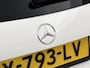 Mercedes-Benz A-klasse 250 e AMG Plug-In Hybride | Trekhaak | Panoramadak | Sfeerverlichting | Inclusief 24 maanden MB Certified garantie voor Europa.
