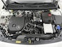 Mercedes-Benz A-klasse 250 e AMG Plug-In Hybride | Trekhaak | Panoramadak | Sfeerverlichting | Inclusief 24 maanden MB Certified garantie voor Europa.