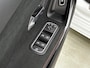 Mercedes-Benz A-klasse 250 e AMG Plug-In Hybride | Trekhaak | Panoramadak | Sfeerverlichting | Inclusief 24 maanden MB Certified garantie voor Europa.