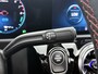Mercedes-Benz A-klasse 250 e AMG Plug-In Hybride | Trekhaak | Panoramadak | Sfeerverlichting | Inclusief 24 maanden MB Certified garantie voor Europa.