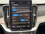 Volvo XC90 T8 Plug-in hybrid AWD Ultra Dark | Trekhaak | Luchtvering | Massage + Ventilatie | Audio High End | Gelaagde ruiten |