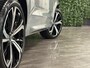 Volvo XC60 T8 AWD Recharge Plus Dark | 360° Camera | Stoelventilatie | 455pk | Adaptieve Cruise Control | Stoel en Stuurwielverwarming | Standkachel met Volvo On Call App | Full LED Meesturende koplampen | Pilot Assist | BLIS Dode Hoek Detectie | Google Infotainment | 21 Inch | Elektrische voorstoelen geheugen | Nappa Lederen bekleding | Zitting verlenging voorstoelen | Geïntegreerde kinderzitjes achterin | Elektrisch verstelbare zijwangen voorstoelen | Parkeersensoren voor+achter | Keyless Drive | Privacy Glass | Elektrisch bedienbare achterklep | DAB Radio | Apple Carplay/Android Auto | Draadloos telefoon opladen | Volvo On Call met mobiele App functie | Prachtige combinatie Vapour Grey Metallic met Blond Nappa Leder |