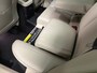 Volvo XC60 T8 AWD Recharge Plus Dark | 360° Camera | Stoelventilatie | 455pk | Adaptieve Cruise Control | Stoel en Stuurwielverwarming | Standkachel met Volvo On Call App | Full LED Meesturende koplampen | Pilot Assist | BLIS Dode Hoek Detectie | Google Infotainment | 21 Inch | Elektrische voorstoelen geheugen | Nappa Lederen bekleding | Zitting verlenging voorstoelen | Geïntegreerde kinderzitjes achterin | Elektrisch verstelbare zijwangen voorstoelen | Parkeersensoren voor+achter | Keyless Drive | Privacy Glass | Elektrisch bedienbare achterklep | DAB Radio | Apple Carplay/Android Auto | Draadloos telefoon opladen | Volvo On Call met mobiele App functie | Prachtige combinatie Vapour Grey Metallic met Blond Nappa Leder |