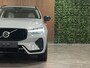 Volvo XC60 T8 AWD Recharge Plus Dark | 360° Camera | Stoelventilatie | 455pk | Adaptieve Cruise Control | Stoel en Stuurwielverwarming | Standkachel met Volvo On Call App | Full LED Meesturende koplampen | Pilot Assist | BLIS Dode Hoek Detectie | Google Infotainment | 21 Inch | Elektrische voorstoelen geheugen | Nappa Lederen bekleding | Zitting verlenging voorstoelen | Geïntegreerde kinderzitjes achterin | Elektrisch verstelbare zijwangen voorstoelen | Parkeersensoren voor+achter | Keyless Drive | Privacy Glass | Elektrisch bedienbare achterklep | DAB Radio | Apple Carplay/Android Auto | Draadloos telefoon opladen | Volvo On Call met mobiele App functie | Prachtige combinatie Vapour Grey Metallic met Blond Nappa Leder |