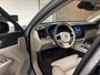 Volvo XC60 T8 AWD Recharge Plus Dark | 360° Camera | Stoelventilatie | 455pk | Adaptieve Cruise Control | Stoel en Stuurwielverwarming | Standkachel met Volvo On Call App | Full LED Meesturende koplampen | Pilot Assist | BLIS Dode Hoek Detectie | Google Infotainment | 21 Inch | Elektrische voorstoelen geheugen | Nappa Lederen bekleding | Zitting verlenging voorstoelen | Geïntegreerde kinderzitjes achterin | Elektrisch verstelbare zijwangen voorstoelen | Parkeersensoren voor+achter | Keyless Drive | Privacy Glass | Elektrisch bedienbare achterklep | DAB Radio | Apple Carplay/Android Auto | Draadloos telefoon opladen | Volvo On Call met mobiele App functie | Prachtige combinatie Vapour Grey Metallic met Blond Nappa Leder |