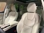 Volvo XC60 T8 AWD Recharge Plus Dark | 360° Camera | Stoelventilatie | 455pk | Adaptieve Cruise Control | Stoel en Stuurwielverwarming | Standkachel met Volvo On Call App | Full LED Meesturende koplampen | Pilot Assist | BLIS Dode Hoek Detectie | Google Infotainment | 21 Inch | Elektrische voorstoelen geheugen | Nappa Lederen bekleding | Zitting verlenging voorstoelen | Geïntegreerde kinderzitjes achterin | Elektrisch verstelbare zijwangen voorstoelen | Parkeersensoren voor+achter | Keyless Drive | Privacy Glass | Elektrisch bedienbare achterklep | DAB Radio | Apple Carplay/Android Auto | Draadloos telefoon opladen | Volvo On Call met mobiele App functie | Prachtige combinatie Vapour Grey Metallic met Blond Nappa Leder |
