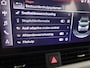 Audi A4 Avant 40 TFSI S edition 204 pk S-tronic | Navigatie | Panoramadak | Trekhaak (wegklapbaar) | Parkeersensoren | Achteruitrijcamera | Matrix LED koplampen | Stoelverwarming |