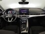 Audi A4 Avant 40 TFSI S edition 204 pk S-tronic | Navigatie | Panoramadak | Trekhaak (wegklapbaar) | Parkeersensoren | Achteruitrijcamera | Matrix LED koplampen | Stoelverwarming |