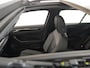 Volkswagen T-Roc 1.5 TSI R-Line 150 pk Automaat (DSG) | Navigatie via App | Panoramadak | Parkeersensoren (Park assist) | Achteruitrijcamera | Keyless | Black Style pakket | R-Line |