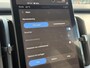 Volvo EX30 Single Motor Extended Range Plus 69 kWh Stoel-/stuurwielverwarming | Harman Kardon | Extra getint glas | 19 inch. lichtmetalen velgen | Keyless entry | Elektrisch bedienbare kofferklep | Pilot assist | Adaptieve cruise control | Apple carplay/ Android auto