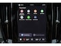 Volvo V60 T6 Recharge AWD Plus Dark - Panorama/schuifdak - IntelliSafe Assist & Surround - 360º Camera - Harman/Kardon audio - Verwarmde voorstoelen, stuur & achterbank - Parkeersensoren voor & achter - Elektr. bedienb. voorstoelen met geheugen - Head up display - Extra getint glas - 19' LMV