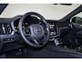 Volvo V60 T6 Recharge AWD Plus Dark - Panorama/schuifdak - IntelliSafe Assist & Surround - 360º Camera - Harman/Kardon audio - Verwarmde voorstoelen, stuur & achterbank - Parkeersensoren voor & achter - Elektr. bedienb. voorstoelen met geheugen - Head up display - Extra getint glas - 19' LMV