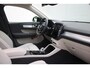 Volvo XC40 B4 Automaat Plus Dark | Panoramadak | Elektrisch Verstelbare Voorstoelen | Getint Glas Achter | Keyless | Elektrische Achterklep | Premium audio by Harman Kardon | Stoelverwarming | Stuurverwarming | Adaptieve Cruise Control | Pilot Assist | Dodehoek herkenning