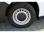 Volkswagen e-Transporter L2 64kWh | 218 pk | €9.500 Voorraad Voordeel | Trekhaak | Bijrijdersstoel | Achterdeuren | Apple Carplay | Navi | Cruise