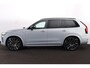 Volvo XC90 T8 Recharge AWD Ultra Black Ed. Exec. - Luchtvering - Panorama/schuifdak - IntelliSafe Assist & Surround - 360º Camera - Bowers & Wilkins audio - Verwarmde voorstoelen, stuur & achterbank - Parkeersensoren voor & achter - Elektr. bedienb. voorstoelen met geheugen - Geventileerde voorstoelen - Head up display - Draadloze tel. lader - Extra getint glas - Inklapbare trekhaak - 22' LMV