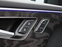 Audi Q8 55 TFSI e quattro Pro Line l Adaptive cruise control l 360 camera l Head-up display l Dodehoek detectie l Bang & Olufsen l Luchtvering l Trekhaak l Optiekpakket zwart l Apple Carplay / Android Auto l Rode remzadels l Elektrische voorstoelen met geheugen l Privacy glas l Matrix-LED