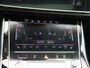 Audi Q8 55 TFSI e quattro Pro Line l Adaptive cruise control l 360 camera l Head-up display l Dodehoek detectie l Bang & Olufsen l Luchtvering l Trekhaak l Optiekpakket zwart l Apple Carplay / Android Auto l Rode remzadels l Elektrische voorstoelen met geheugen l Privacy glas l Matrix-LED